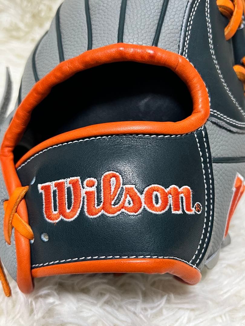 《極美品》ウィルソン　ワナビーヒーロー軟式内野手用グローブ