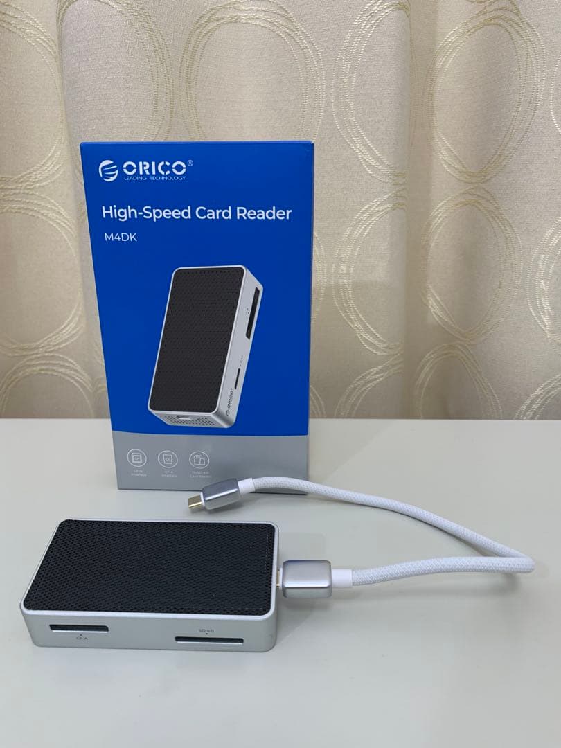 ORICO 40Gbps カードリーダー Amazon.com: ORICO 40Gbps Memory Card Reader, 4-in-1 CFexpress Type