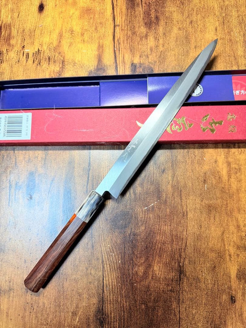 【堺刃物】　フグ引 テッサ　包丁　銀三鋼　8寸　紫檀水牛八角柄 堺刃物】 フグ引 テッサ 包丁 銀三鋼 8寸 紫檀水牛八角柄 - メルカリ