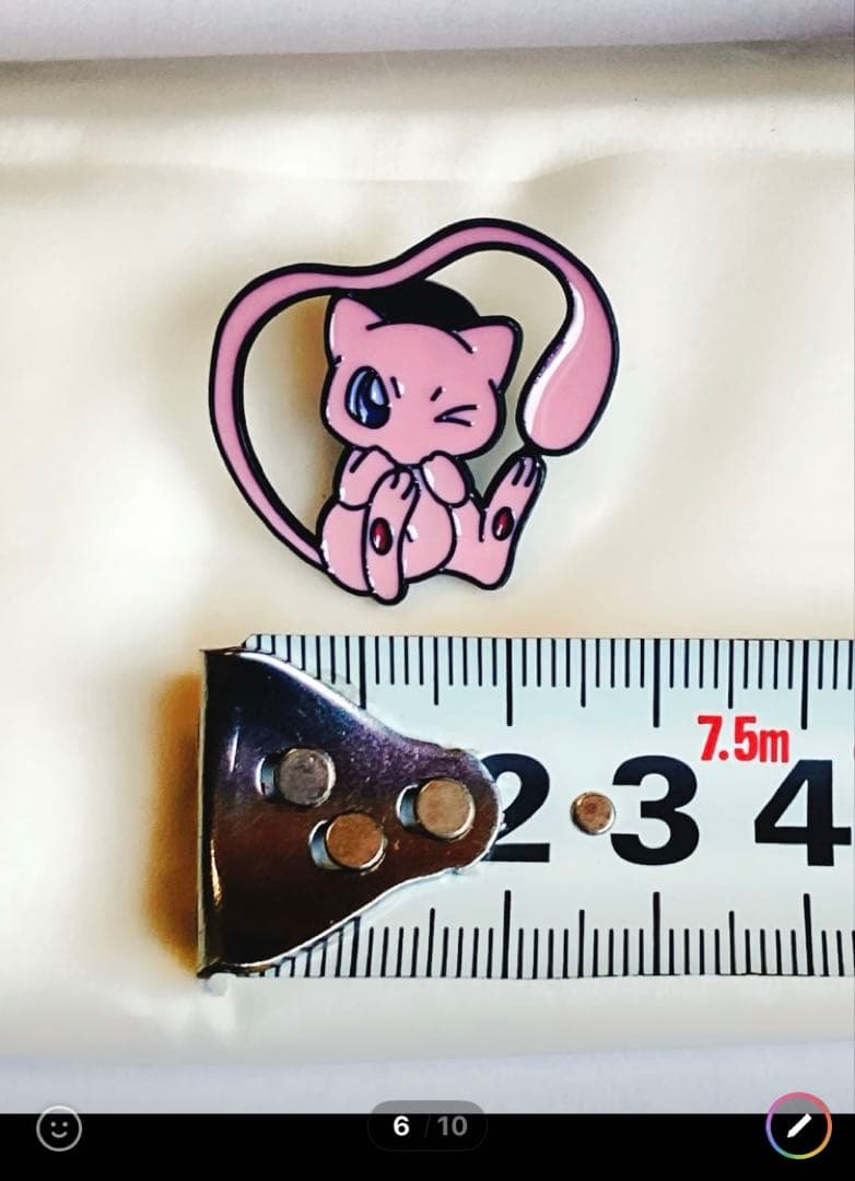 ポケモン ミュウ ピンバッジ - メルカリ
