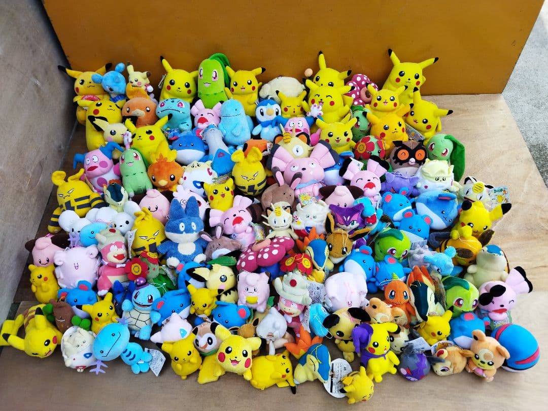 ポケモン ぬいぐるみ　まとめ大量セット ポケットモンスター　ピカチュウ ポケットモンスター ピカチュウ S ぬいぐるみ 【Pocket Monsters