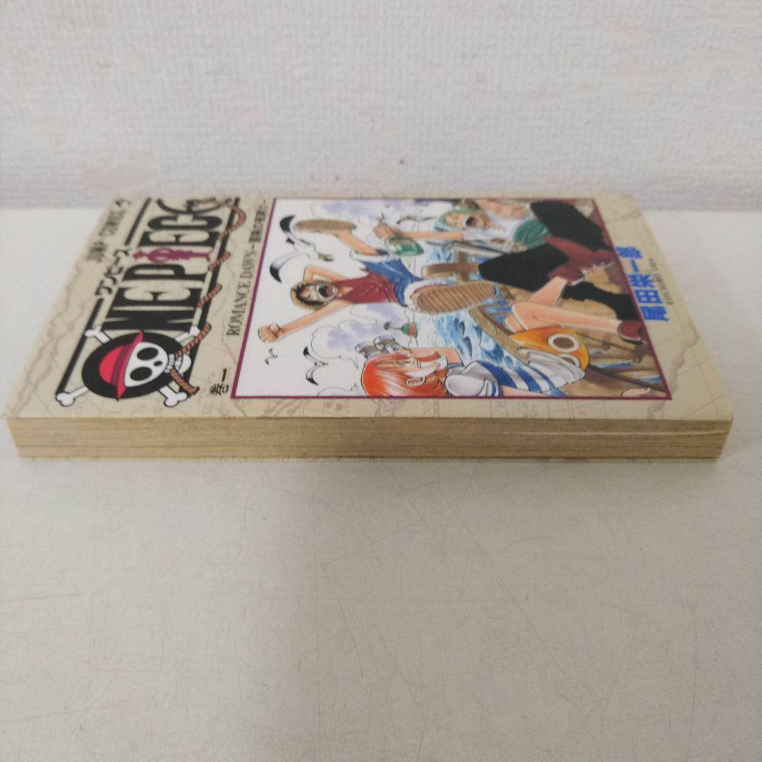 初版】ONE PIECE 1巻 ワンピース 第1刷発行 コミックニュース付 - メルカリ
