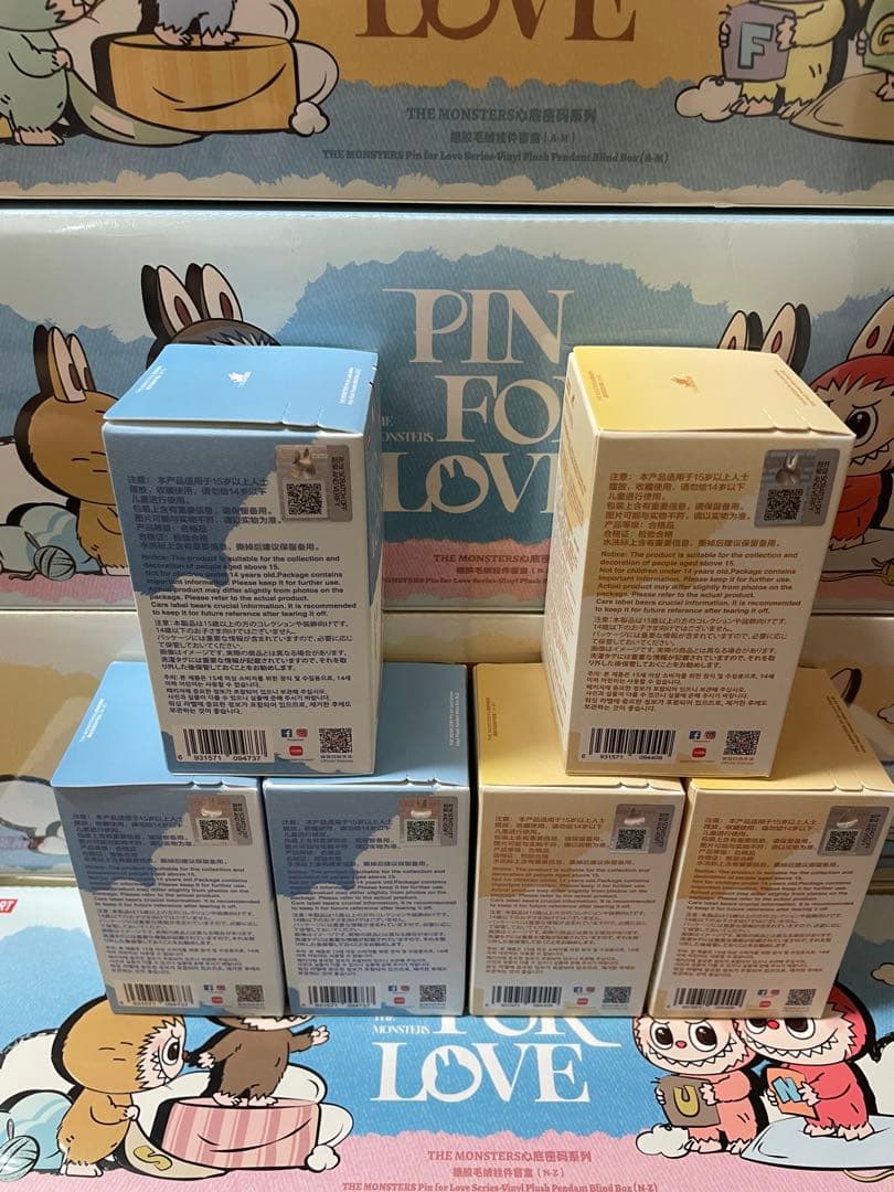 Pin For Love N-Z 3箱　と　A -M 3箱