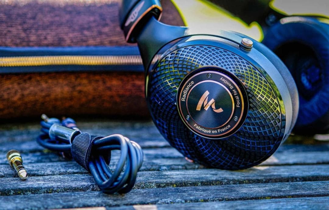 Focal RADIANCE BENTLEY 有線ヘッドホン 密閉型 ベントレー Radiance Bentley | Focal