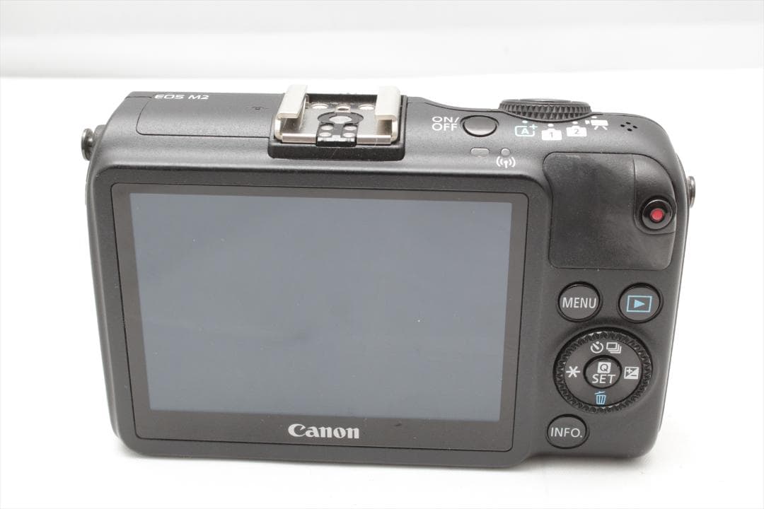 ホアン様専用！Canon EOS M2 ボディ ジャンク - メルカリ