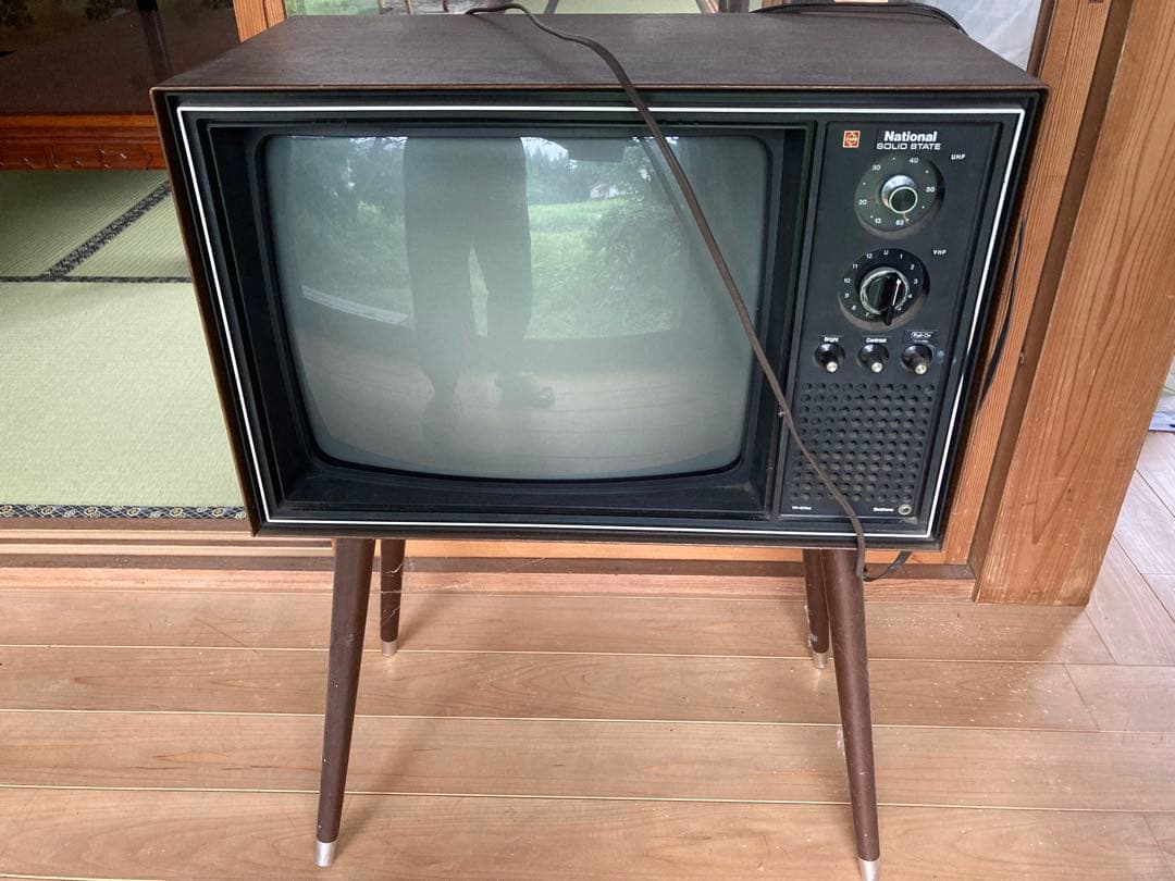 レトロ】National SOLID STATE ブラウン管テレビ1976年製 - メルカリ