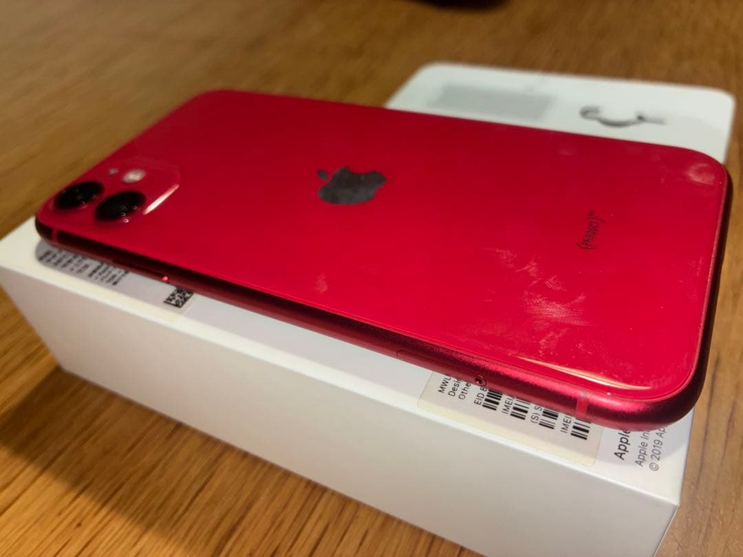 Apple iPhone 11 (PRODUCT(RED)) 本体 64GB - メルカリ