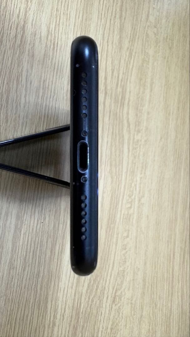 iPhoneXR 本体 64GB ブラック - メルカリ