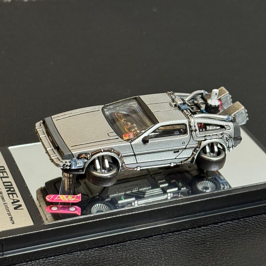 キャラウィール デロリアン Ⅱ カスタム品 1/64 バック