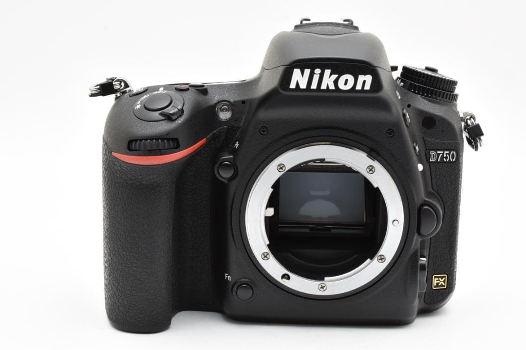 ほぼ新品 ニコン　Nikon D750 ボディ 《ショット数496回》 1200