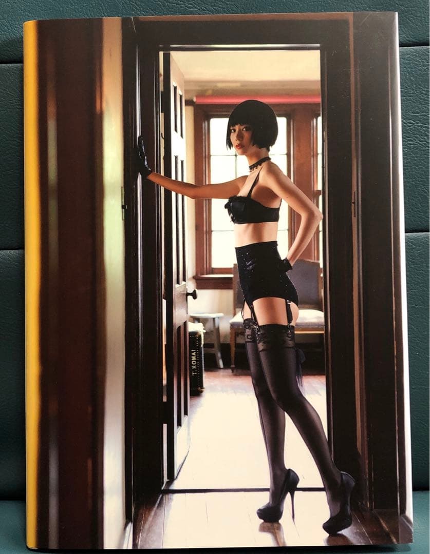 村井美樹 写真集 凛 直筆サイン入り 限定カバー DVD&生写真付き - メルカリ