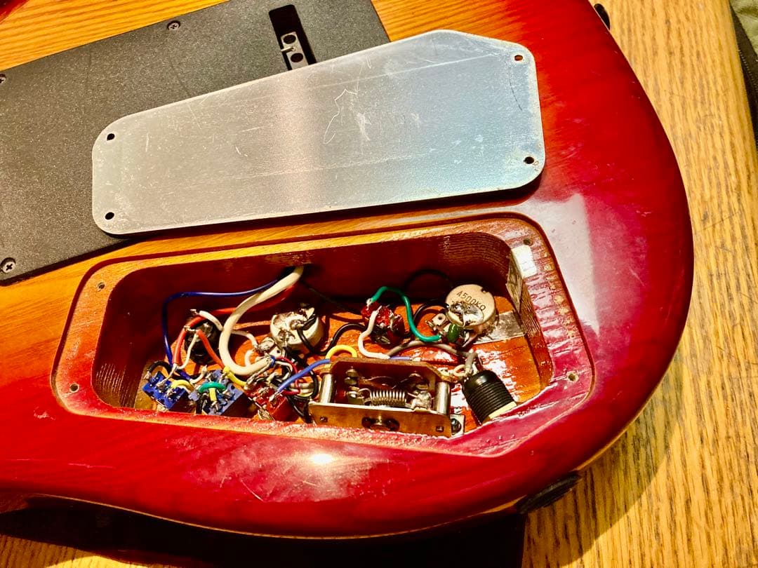 ☆値下済☆杢目が綺麗な美品　Aria ProⅡ をモディファイして新機能満載