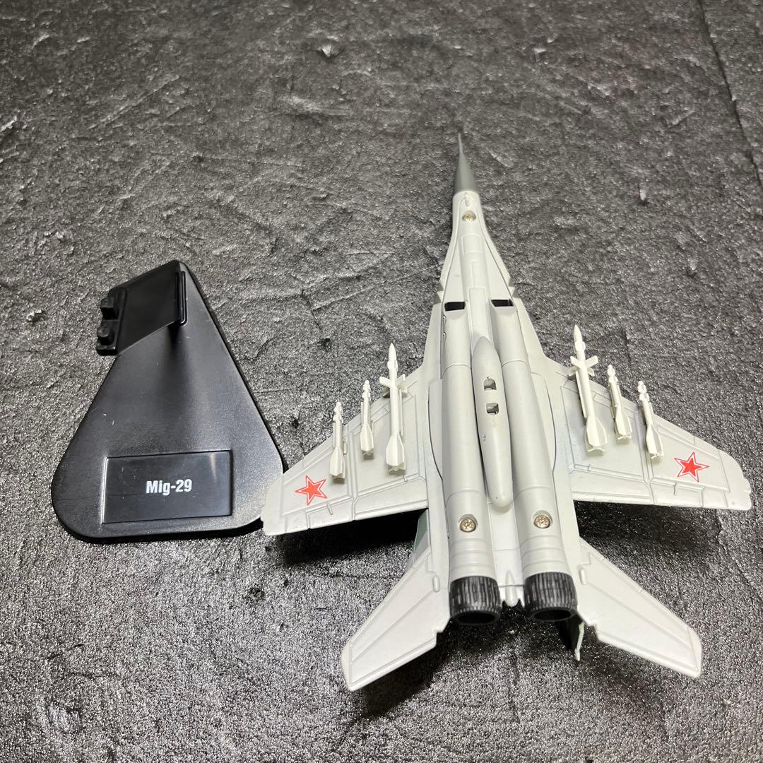 ダイキャスト戦闘機MiG-29（フルクラム） 1/100スケール - メルカリ
