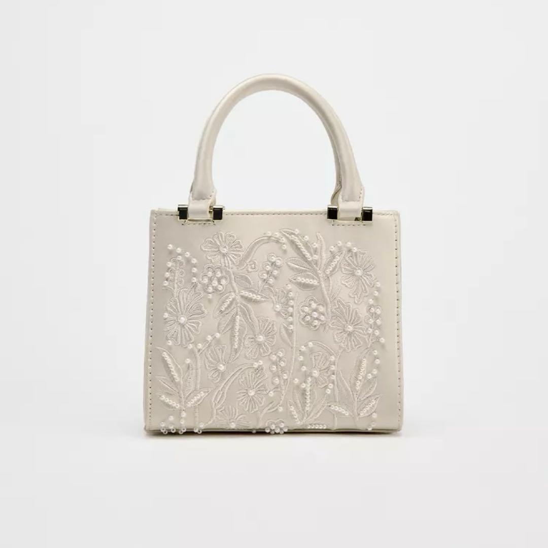 ZARA サテン風フェイクパールバッグ - メルカリ
