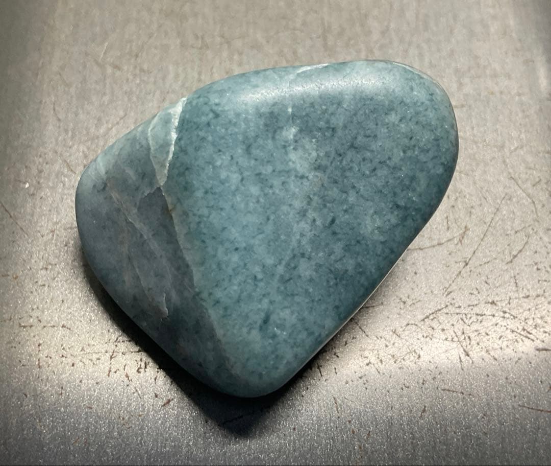 コバルト色の海石］ 糸魚川翡翠海石27g ヒスイ ひすい