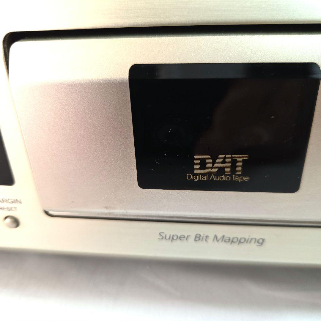 DATデッキ sony DTC―ZE 700ゴ－ルドSBM 搭載機 - メルカリ