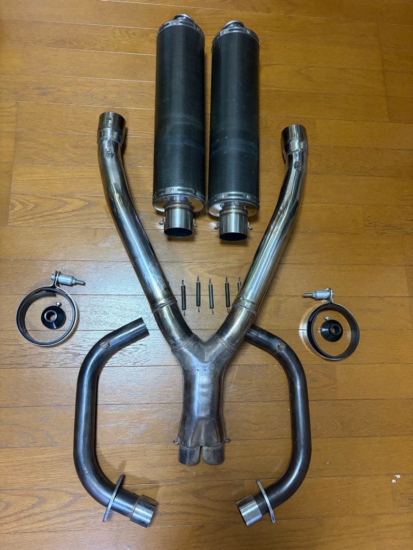 最終値下げ オーバーレーシング TRX850マフラー - メルカリ