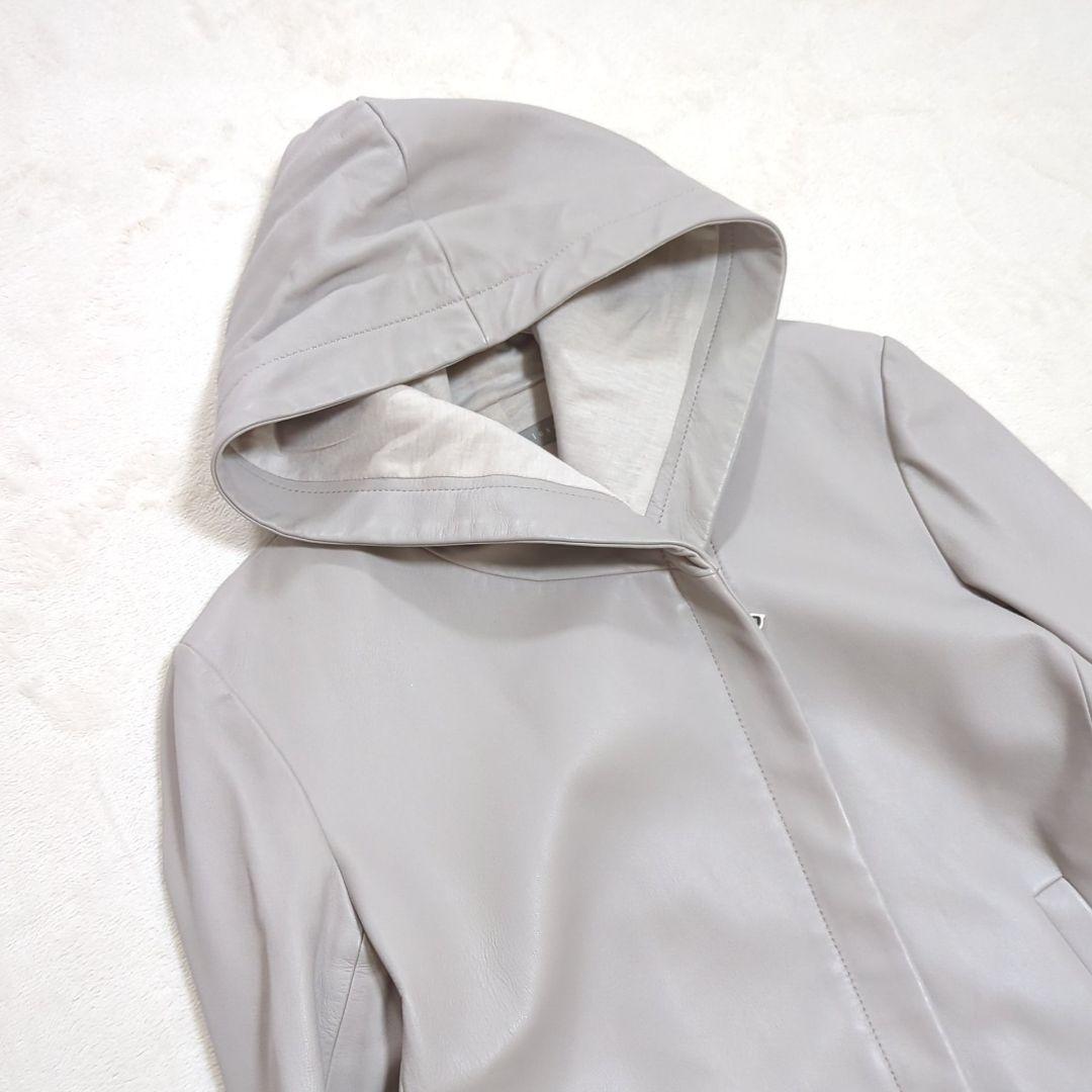 極美品 セオリーリュクス 40 本革ラムレザー フーディーブルゾン