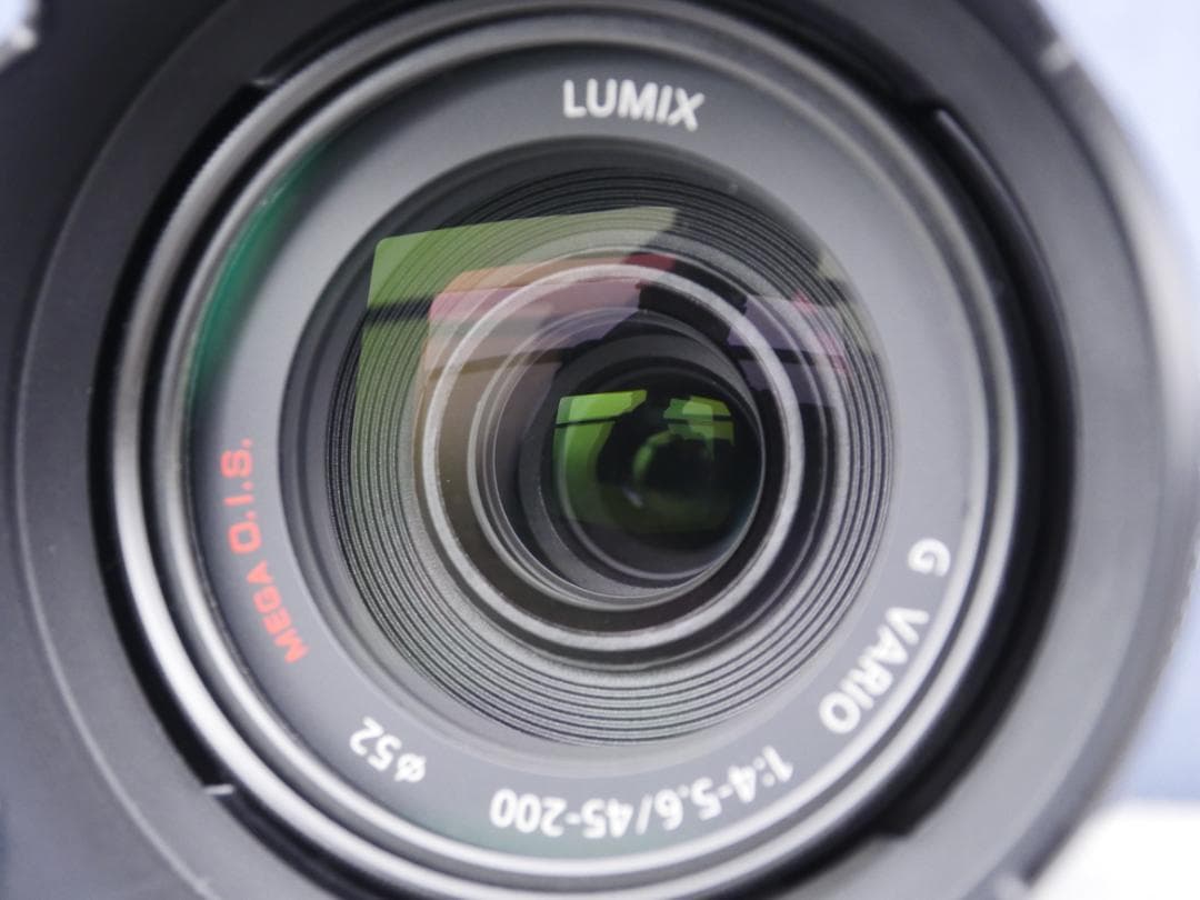 パナソニック LUMIX G VARIO 45-200mm / F4.0-5.6