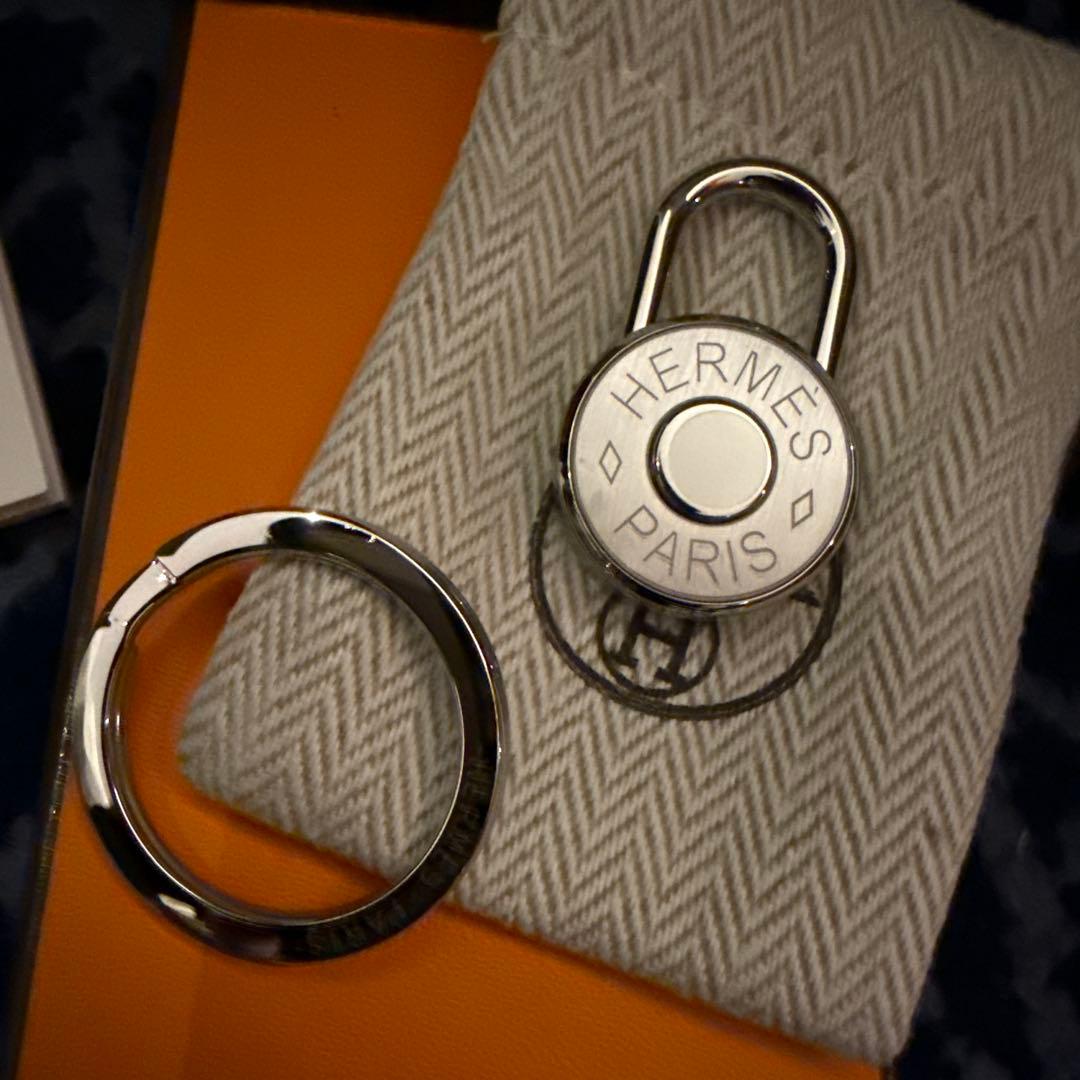 エルメス キーホルダー クルードセル 新品未使用 - メルカリ
