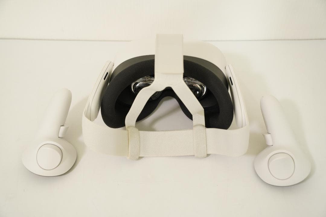 Meta Quest 3S 128GB オールインワンVRヘッドセット - メルカリ