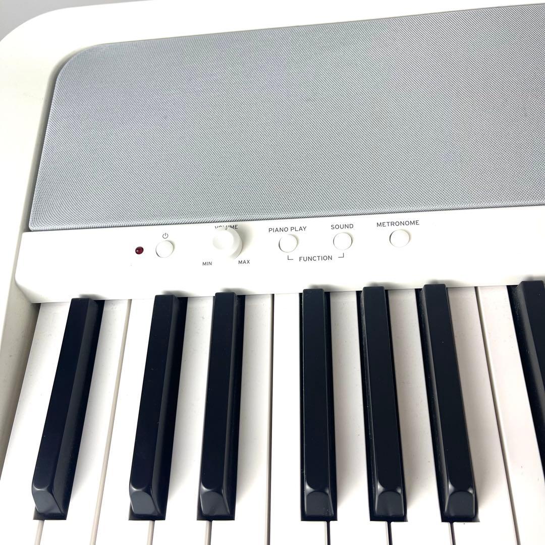 KORG B2 88鍵電子ピアノ 白 2021年製 （譜面台・ヘッドホン付） - 鍵盤