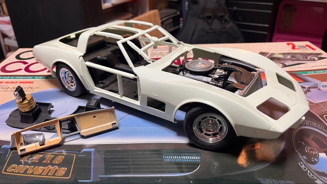 童友社1／12 シボレーコルベット・スティングレイ！残念ながら作りかけ