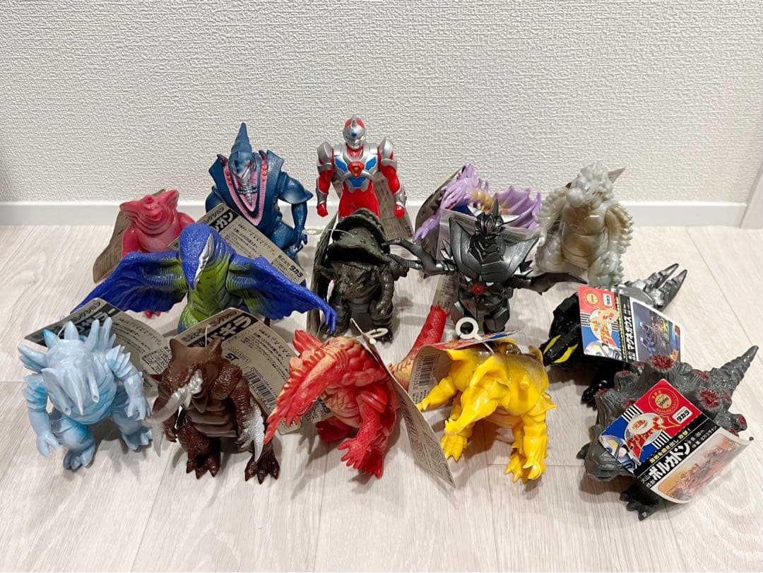 電光超人グリッドマン　怪獣ソフビ　セミコンプ14個セット　タグ付き　当時物 電光超人グリッドマン ブリザラー バキラ マグネガウス タグ付き