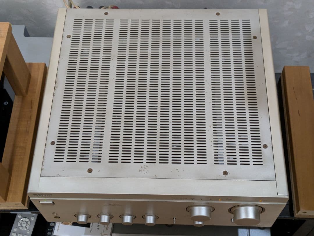 SONY　プリメインアンプ《TA-FA5ES》少しよく読んで下さい。