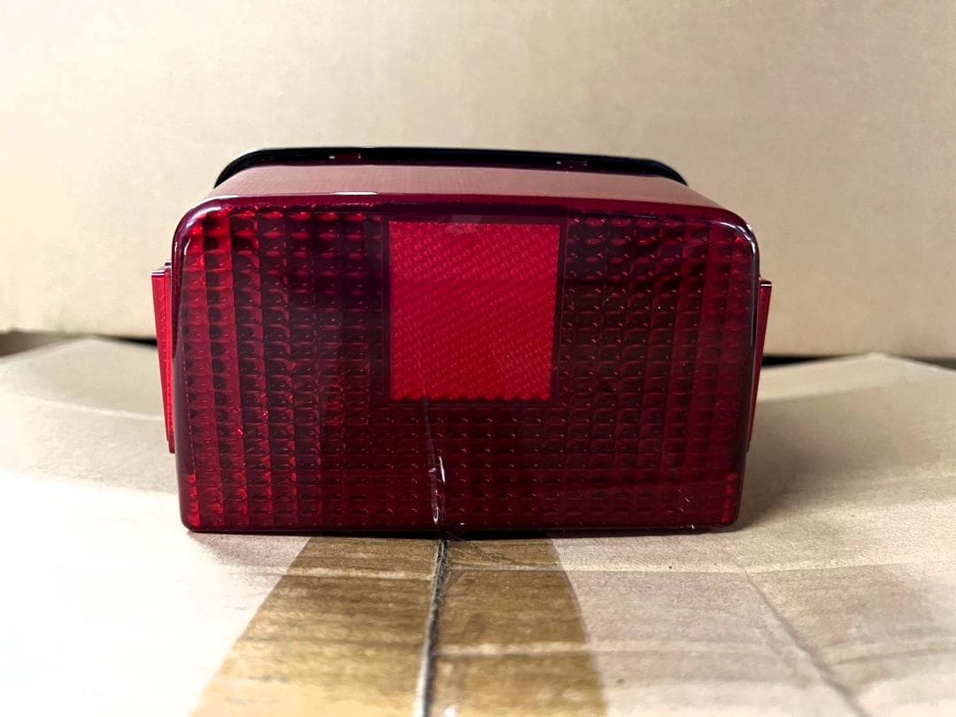 XJ400 テールランプ 赤 - メルカリ