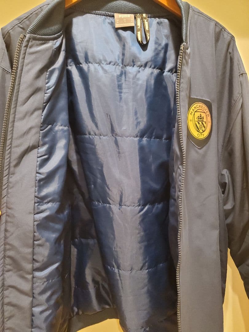 マンチェスターシティ オアシスノエルギャラガー コラボ ボンバー