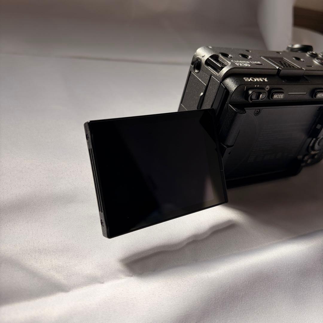 sony ソニー FX30 本体 バッテリー×2 smallrig付属品 - メルカリ
