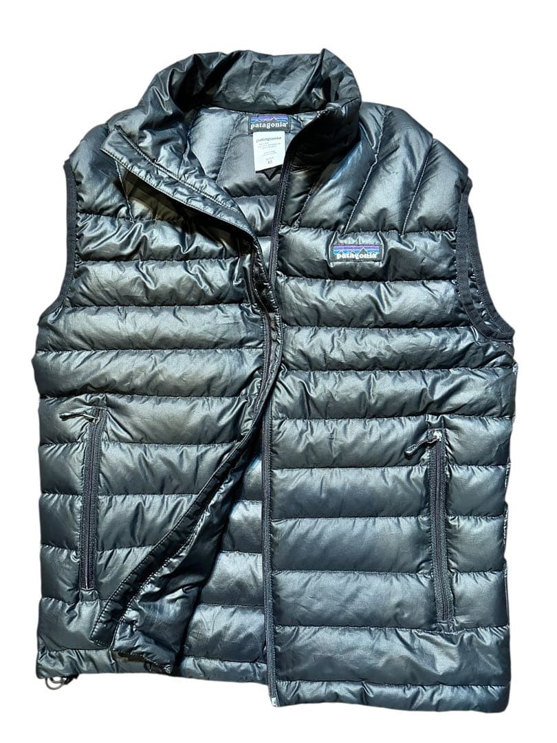 極美品パタゴニア メンズ ダウンベスト サイズXS ブラック 黒 RN51884