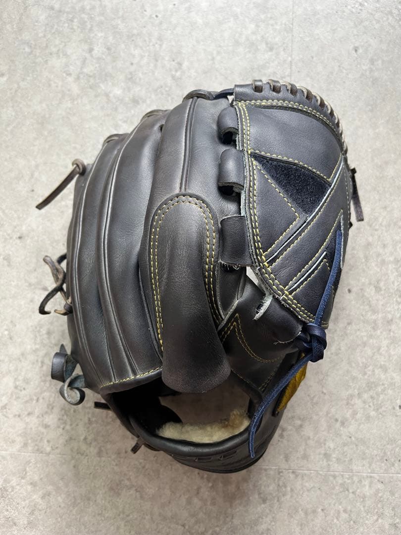 Mizuno pro 硬式グローブ(投手用) Haga japan