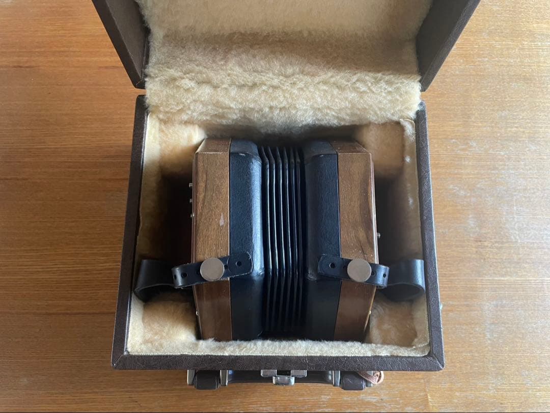 The Irish Concertina Companyアングロコンサーティーナ - メルカリ