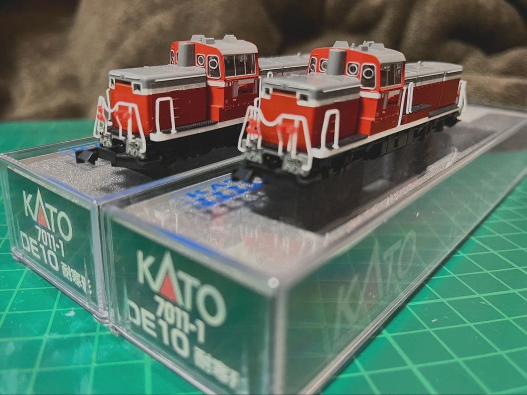 KATO 7011-1 DE10 耐寒形 2機 重連パーツ付 ㉒ KATO 7011-1