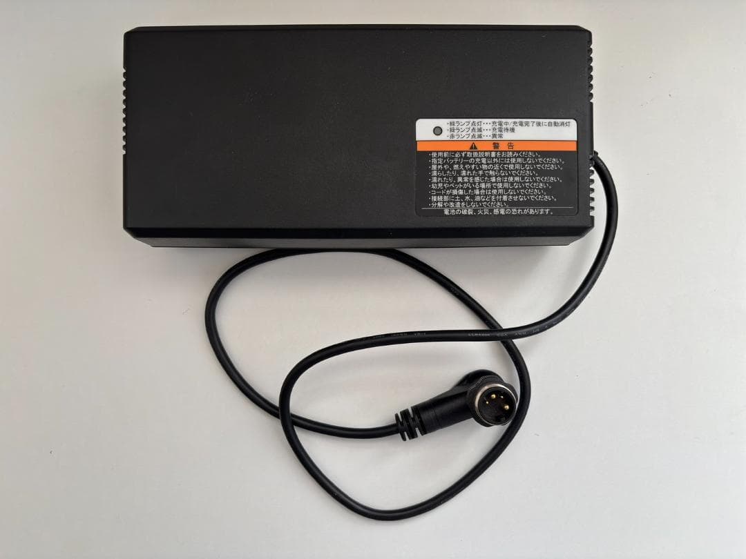 ヤマハ E-Vino 専用充電器 - メルカリ