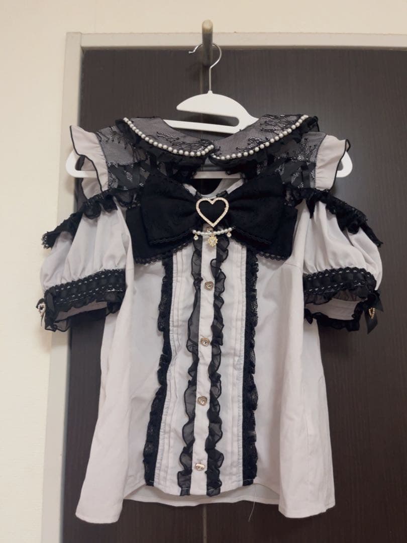 LIZ LISA BIG リボンオープンショルダーブラウス - メルカリ