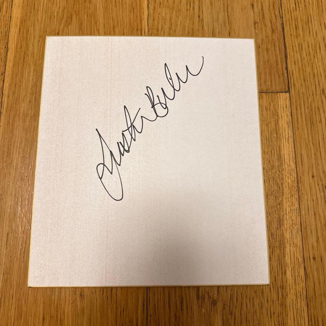 ジャスティン・ビーバー　Justin Bieber 生サイン色紙 ジャスティンビーバー justinbieber 直筆サイン - メルカリ