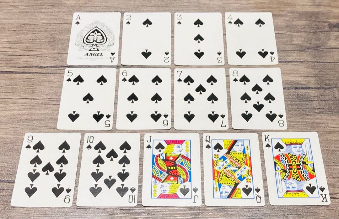 タキシードサム サンリオ トランプ 昭和レトロ チップ - メルカリ