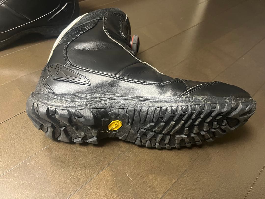 クシタニ　KUSHITANI BOAダイヤル式シューズ、アドーネ　25.5cm