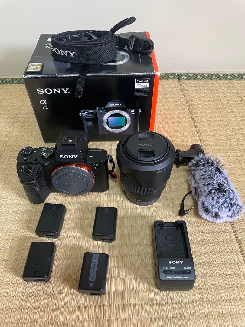 SONY α7II ボディ + FE 28-70mm レンズキット おまけ多数 Sony Alpha 7 IV Camera Kit with FE 28-70mm f/3.5-5.6 OSS II Lens