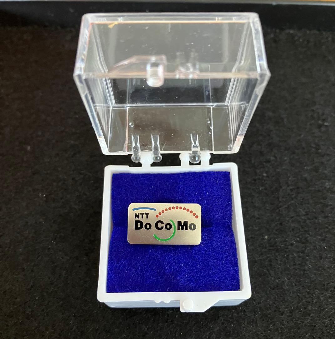 NTT docomo ドコモ 社章 ピンバッジ 社員紀章 電電公社 徽章 バッジ