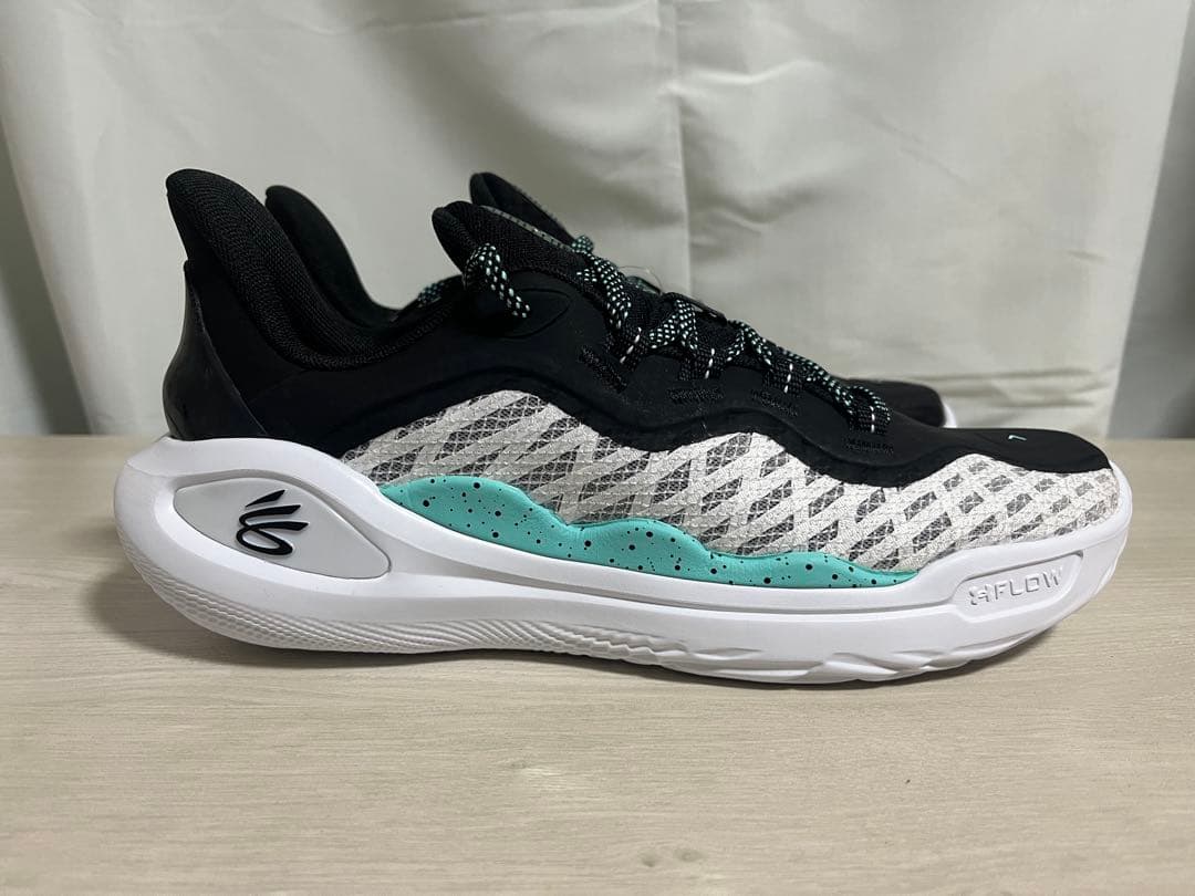 新品タグ付 アンダーアーマー カリー11 27.5cm バッシュ Curry11