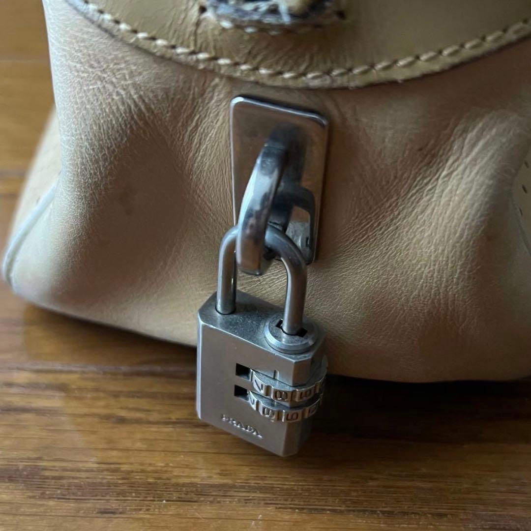 SS 2000 Prada archive レザーボーリングバッグ - メルカリ