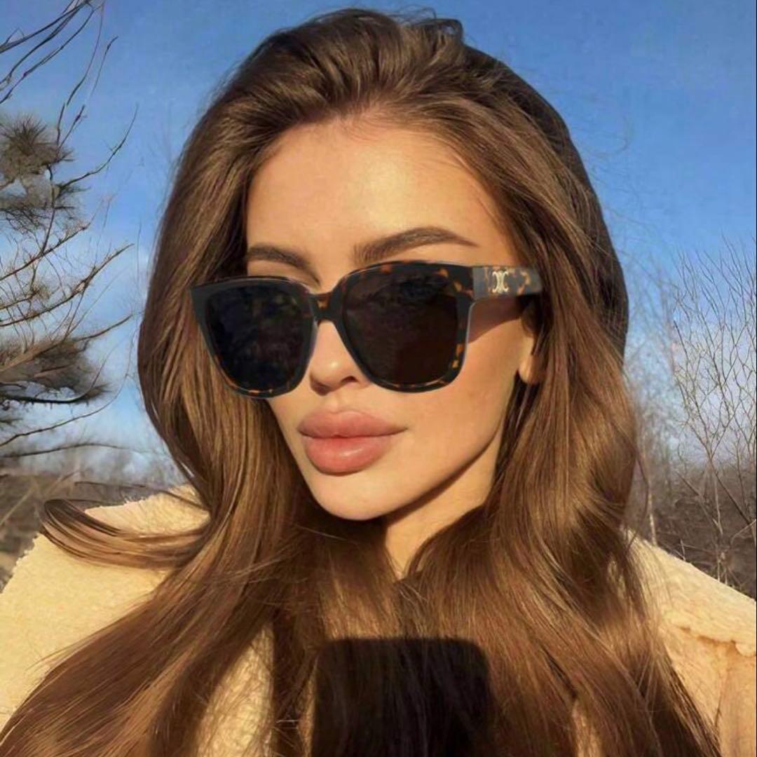 セリーヌ トリオンフ ベッコウ柄 サングラス BTS 芸能人 - メルカリ