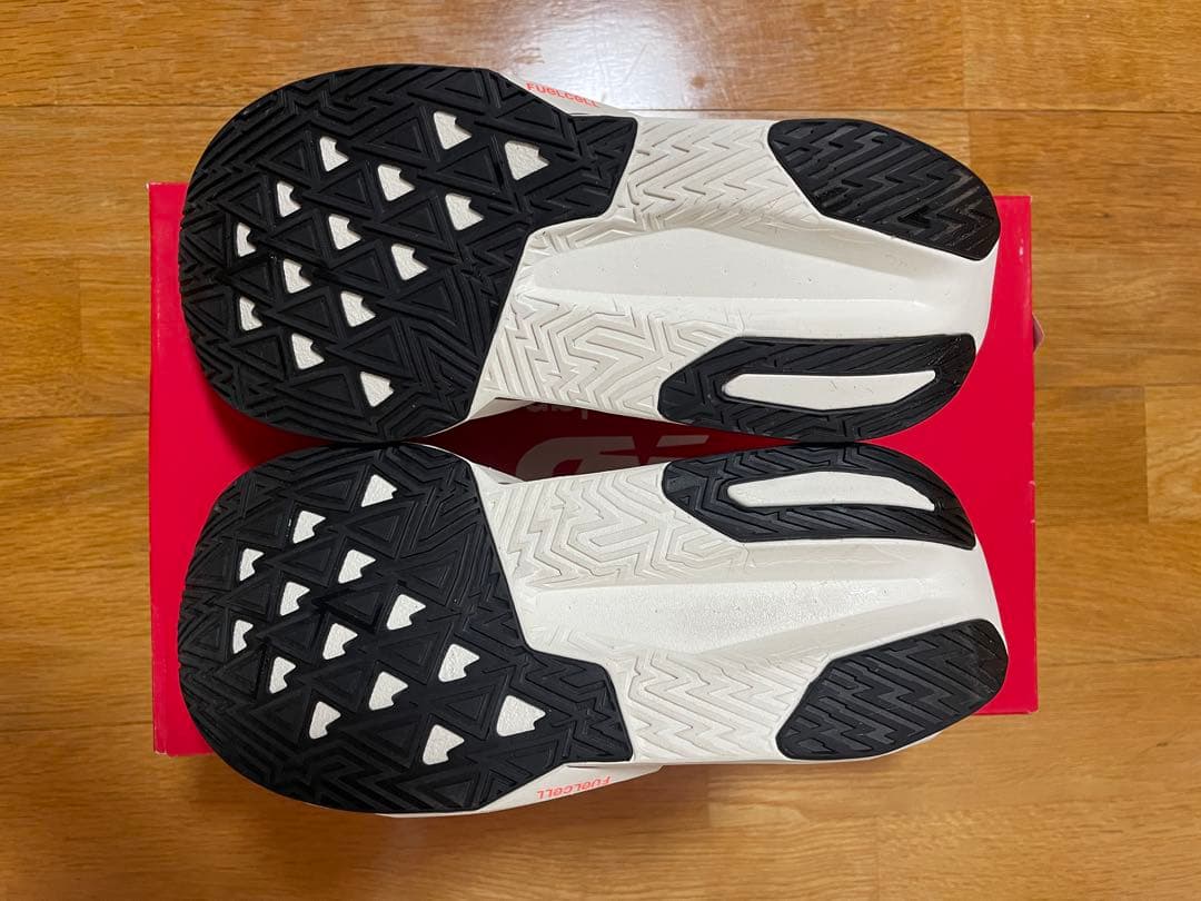 スパイク・シューズ New Balance FuelCell Rebel v5 24.5cm