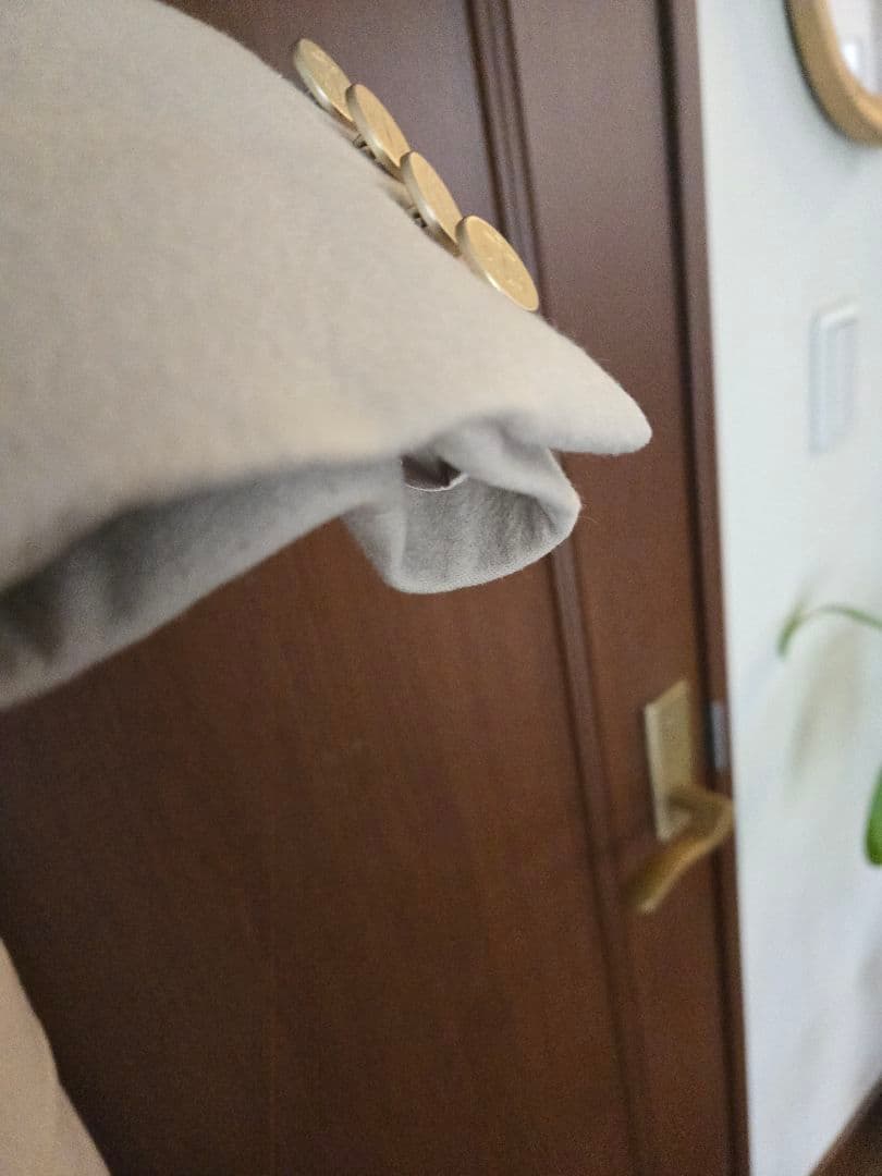 美品 お値下げしました！白タグ 手縫いラベル付きMaxMara ショート