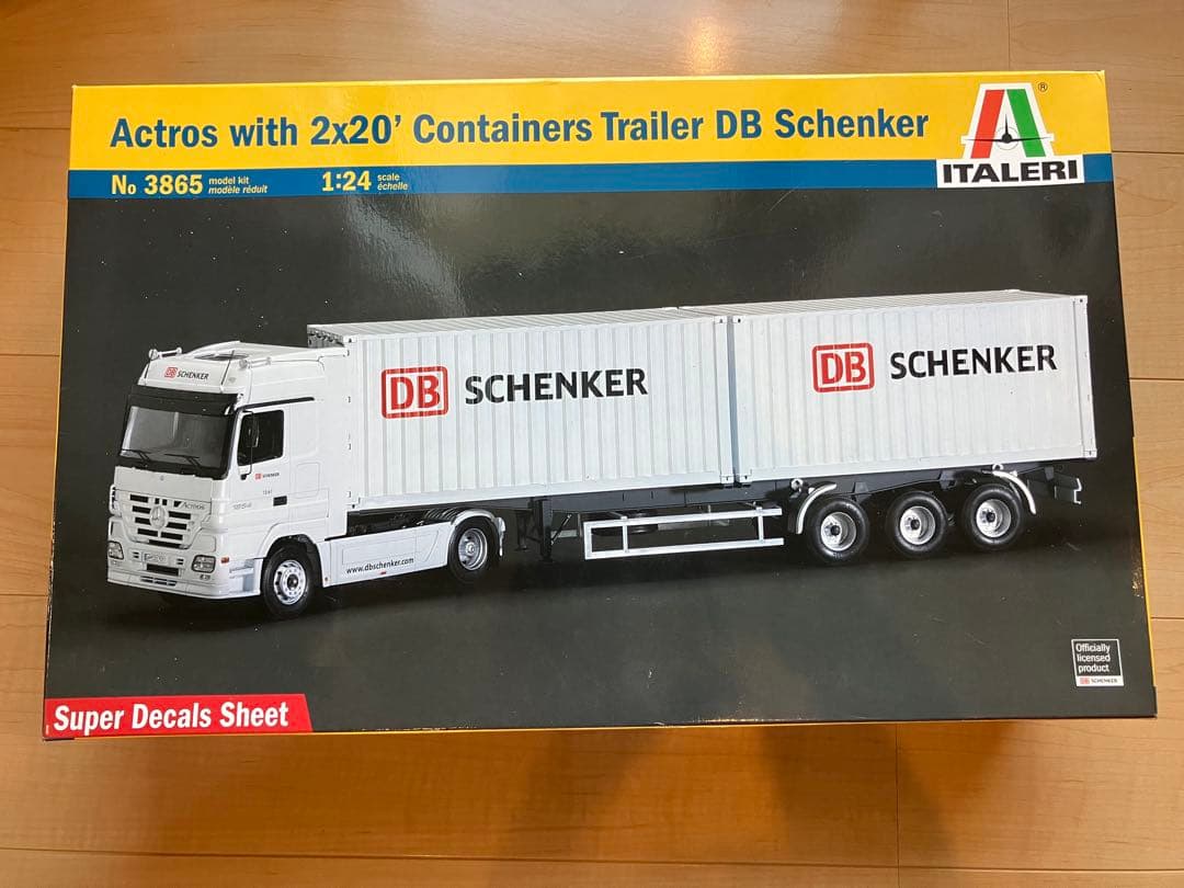 イタレリ　1/24 トレーラー　アクトロス Amazon | イタレリ 1/24 メルセデス・ベンツ アクトロス MP4 ビッグ