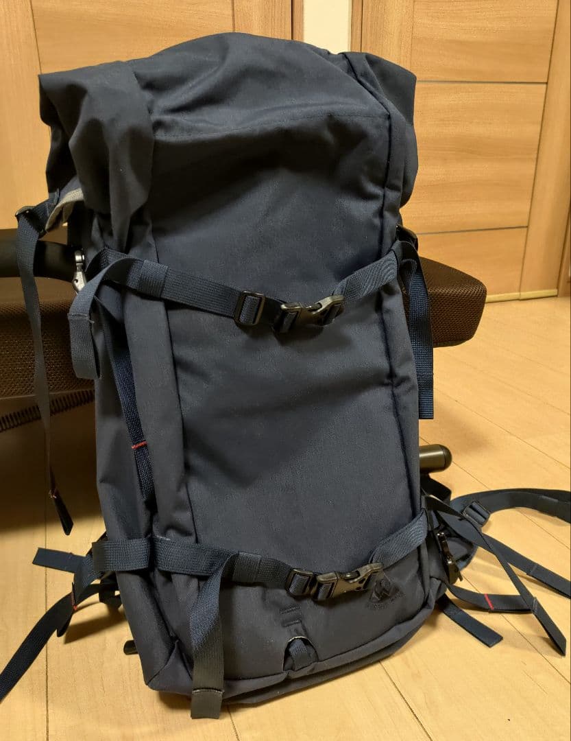 PLUS ONE WORKS SHUMARI35 プラスワンワークス New Shumari 35 | バックカントリー用のバックパックからトリップに